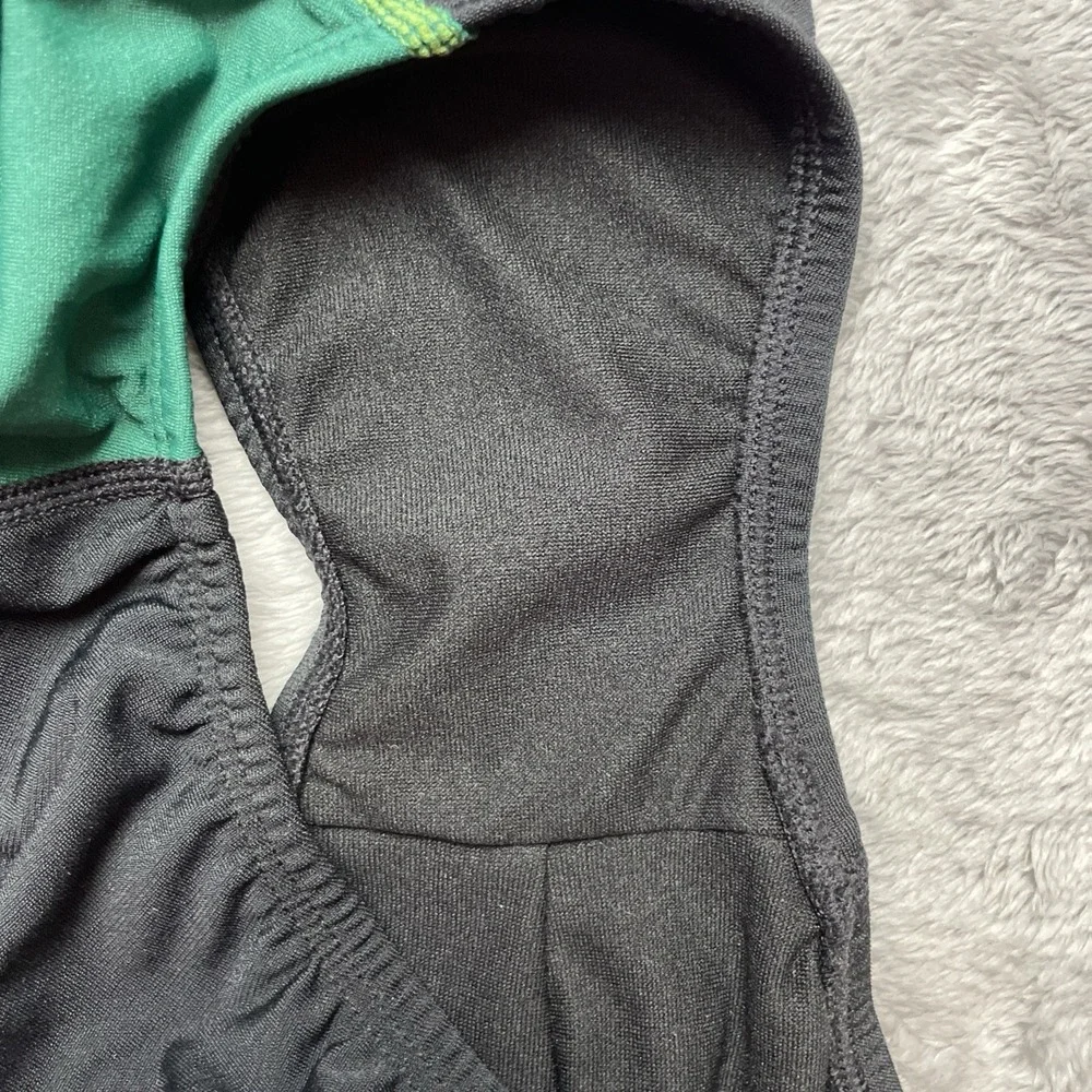 Dolfin‎ Womens Reliance One Piece Swimsuit Size 40/14 Black Green T-Back Comp